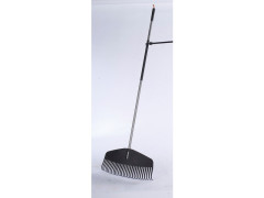 BALAI A FEUILLES 29 DENTS FISKARS L164CM