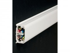 MOULURE 12X20 AVEC SEPARATION 2,10M BLANC