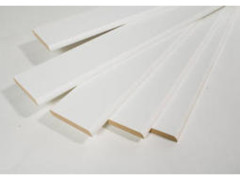 PLINTHE MDF 9X68X2000 MM BLANC LOT 5