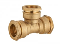 RACCORD TE CPR LAIT D25 PE